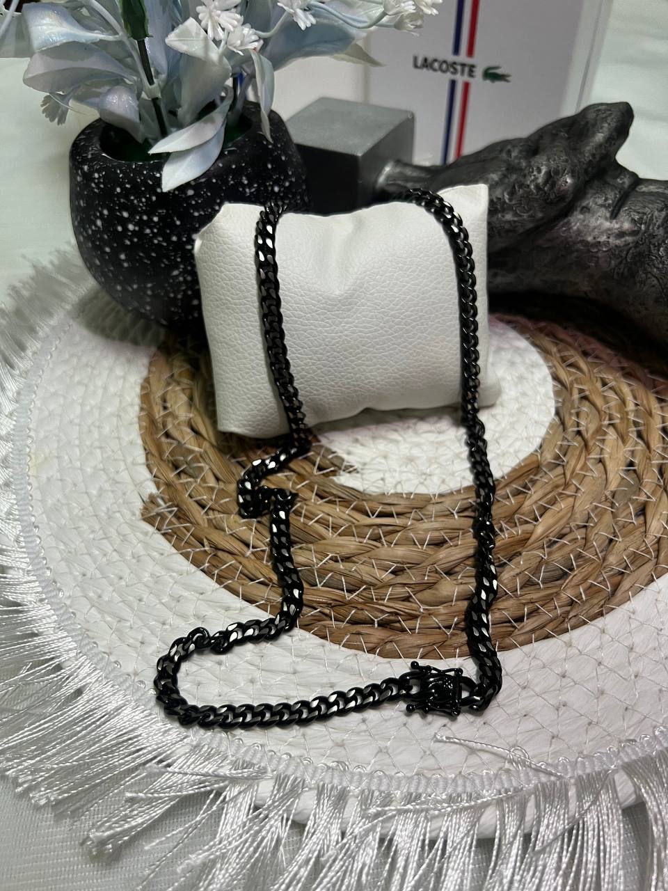 اسوره اسود + سلسله اسود + دبله